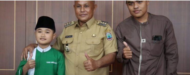 Ikuti MTQ Tingkat Nasional, Bupati Nanang Berikan Semangat Kepada Dua Qori Asal Lampung Selatan