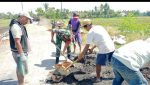 Perkuat Infrastruktur Pertanian, Babinsa Sukosari Dampingi Pembangunan Saluran Irigasi Tersier