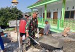 Dari Gotong Royong untuk Pendidikan, Babinsa Ranulogong Bantu Pengecoran Kelas Lantai Dua