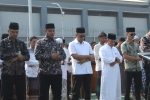 Kemarau Panjang, Ratusan Penghuni dan Petugas Rutan Surabaya Salat Istisqa