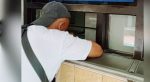 Pelayanan Publik Disorot, Petugas Cek Fisik Samsat Surabaya Selatan Diduga Kurang Ramah kepada Wartawan Jejakkasus.info