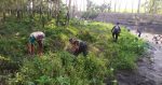 Sinergi Babinsa, Pemdes, dan Poktan Sumber Makmur Bersihkan Sungai Avur Dusun Bayur