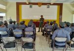 Tingkatkan Kapasitas Keamanan Desa, Babinsa Klakah Lakukan Pembinaan Satlinmas untuk