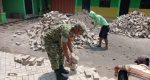 Lewat Kerja Bakti, Babinsa Rowokangkung Pererat Kebersamaan dengan Warga